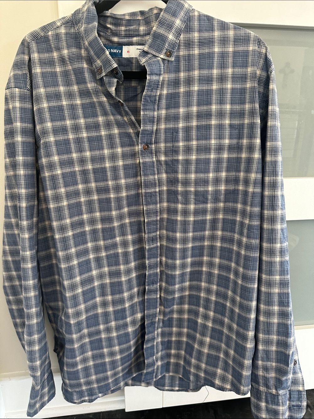 Old Navy Men's Blue and White Plaid Button-Down Shirt